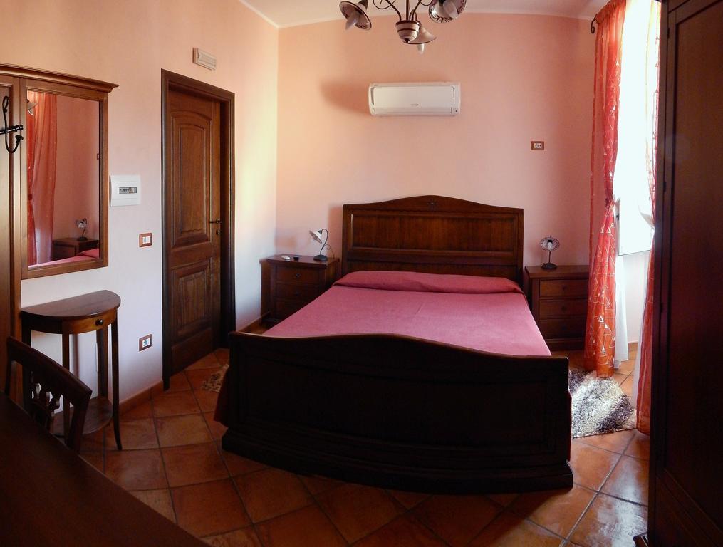 B&B Del Borgo San Marco Argentano Kamer foto